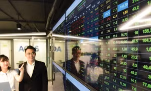 FTSE Russell chính thức nâng hạng thị trường chứng khoán Việt Nam