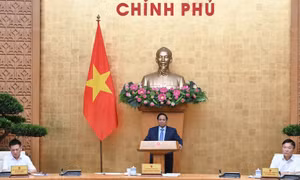 Quyết liệt tháo gỡ mọi khó khăn, vận hành chính quyền địa phương 2 cấp thông suốt