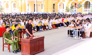 Phiên tòa giả định giáo dục pháp luật về an toàn giao thông cho đoàn viên, thanh niên năm 2025