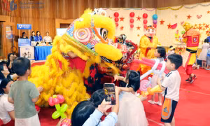 Rộn ràng “Trăng rằm tỏa sáng ước mơ" 