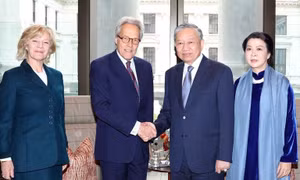 Tổng Bí thư Tô Lâm tiếp Công tước xứ Richmond Charles Henry Gordon-Lennox, đại diện Hoàng gia Anh