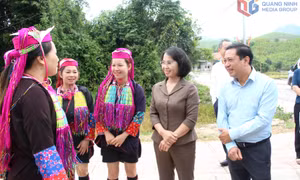  Phó Bí thư Thường trực Tỉnh ủy Trịnh Thị Minh Thanh làm việc tại xã Lương Minh và xã Ba Chẽ