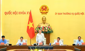 Phát huy tinh thần trách nhiệm cao, chung sức, đồng lòng vì thành công của Kỳ họp thứ 10, Quốc hội Khóa XV