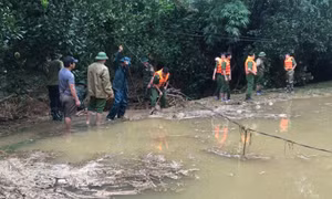 Vỡ ao cá ở Lào Cai cuốn trôi 4 lao động làm thuê