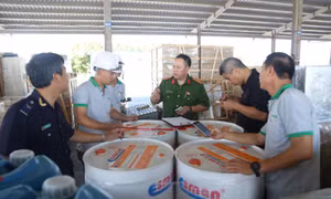 Đấu tranh không khoan nhượng với tội phạm buôn lậu, sản xuất hàng giả