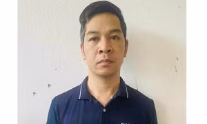 Nhân viên công ty giao hàng nhanh ở Lào Cai tham ô hơn 74 triệu đồng