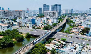 Thu ngân sách Nhà nước 2025 tăng mạnh, vượt dự toán