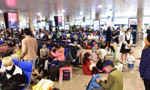 Hơn 74.400 chuyến bay bị chậm, hủy chuyến: Mua vé máy bay kèm nỗi lo delay
