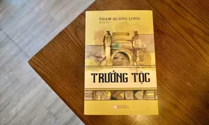 Cuốn sách thấm đẫm tình người và ký ức làng quê Việt Nam