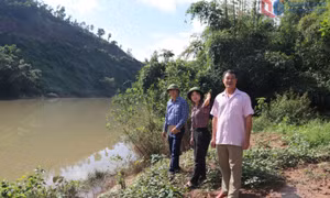 Tiếp tục ứng phó mưa kéo dài do ảnh hưởng bão số 11