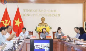 Đồng chí Chủ tịch HĐND tỉnh tiếp công dân định kỳ tháng 10/2025