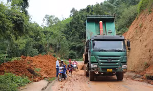 Khắc phục sạt lở, ngập úng tại một số xã khu vực miền Đông của tỉnh