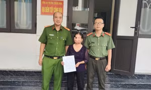 Người phụ nữ 70 tuổi ở Hải Phòng suýt mất 240 triệu đồng từ kẻ giả danh công an