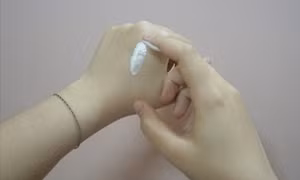 3 tác động đối với làn da khi cơ thể thiếu nước