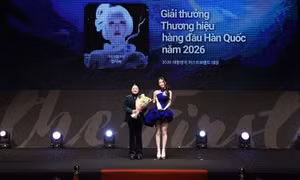 Ca sĩ nổi danh ở Việt Nam thắng giải danh giá tại Hàn Quốc