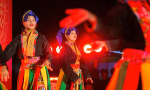Sân khấu hoá nghệ thuật dân gian