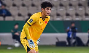 AFC khen ngợi màn trình diễn của thủ môn Trung Kiên