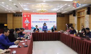 Hội nghị thông tin báo chí thường kỳ