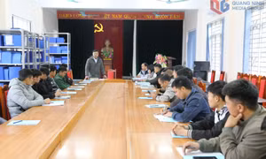 Tổ chức lớp học nghề xây lắp mỏ cho lao động xã Hoành Mô