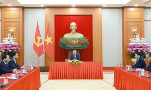 Tổng thống Nga Vladimir Putin điện đàm với Tổng Bí thư Tô Lâm