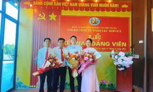 Phát triển đảng viên trong công nhân