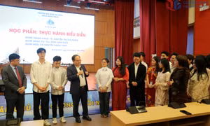 Đại học Hạ Long phải khẳng định thương hiệu riêng, đặt nâng cao chất lượng giáo dục lên hàng đầu