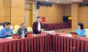 Thông tin về chính sách sữa học đường và dạy học 2 buổi/ngày tại hội nghị báo chí thường kỳ 
