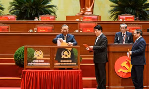 Đại hội lần thứ XIV của Đảng tiến hành công tác nhân sự