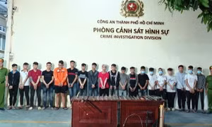 Nguyên nhân hai nhóm chém nhau gây náo loạn khu cầu Kênh Xáng, phường Chánh Hưng, TP.HCM