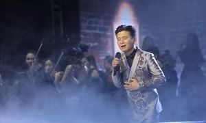 Tấn Minh và hành trình trở thành NSND, Giám đốc