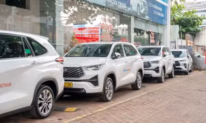 Nhu cầu thuê xe 7 chỗ đón tiễn giữa hai sân bay Tân Sơn Nhất và Long Thành tăng mạnh