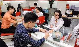 Xu hướng giảm lãi vay dần rõ nét 