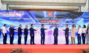 Thúc đẩy chuyển đổi số, chuyển đổi xanh, tạo đột phá rút ngắn quá trình công nghiệp hóa, hiện đại hóa đất nước
