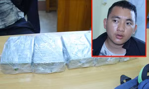 Vận chuyển trái phép 10 bánh heroin từ Lào về Việt Nam