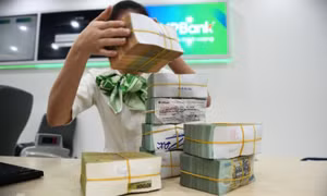 Ngân hàng rục rịch giảm lãi vay