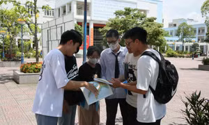 Sĩ tử Quảng Ninh hoàn thành 2 bài thi tổ hợp