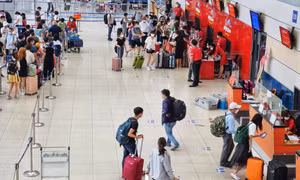 Dùng VNeID thay căn cước công dân tại sân bay từ 1/6 như thế nào?