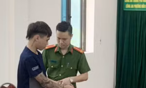 Đua xe rồi quay clip khoe chiến tích, một thanh niên bị bắt