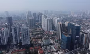 Nhà ở công nhân: Cung vẫn lệch cầu