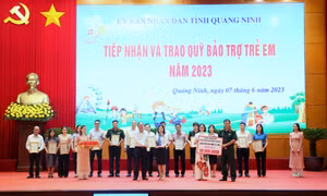 Phát động Tháng hành động vì trẻ em và tiếp nhận Quỹ Bảo trợ trẻ em năm 2023