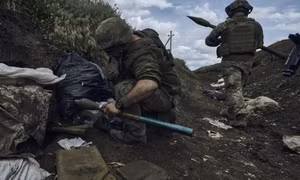 Vũ khí và chiến thuật thay đổi của Nga thách thức cuộc phản công của Ukraine