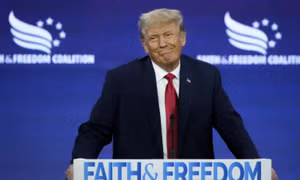 Tỷ lệ ủng hộ ông Trump tăng sau vụ truy tố tài liệu mật