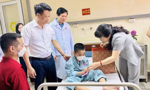Nhiều hoạt động thăm, tặng quà thiếu nhi dịp 1/6