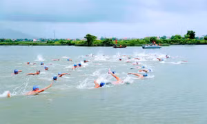 Hội Bơi vượt sông truyền thống Bạch Đằng lần thứ 45 năm 2023 sẽ diễn ra vào 25/6