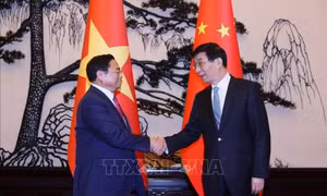 Thủ tướng Phạm Minh Chính hội kiến Chủ tịch Chính hiệp toàn quốc Trung Quốc