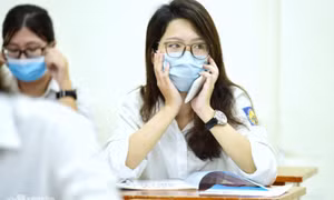 Có được mang đồng hồ đeo tay vào phòng thi tốt nghiệp THPT?