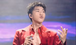 HIEUTHUHAI, Khương Lê và tranh luận 'đẹp trai nhưng rap dở'