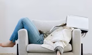 Nguyên nhân khiến ngủ 8 tiếng mỗi ngày vẫn thấy mệt mỏi