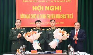 Trung tá Trần Duy Long, giữ chức Chính trị viên Ban CHQS thị xã Quảng Yên (Bộ CHQS tỉnh Quảng Ninh)