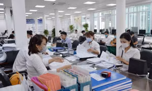 Thủ tướng Chính phủ chỉ đạo triển khai Nghị quyết 190/2025/QH15 về xử lý một số vấn đề liên quan đến sắp xếp tổ chức bộ máy nhà nước